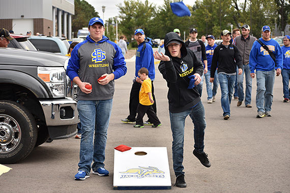 Student tailgating sees revival at SDSU