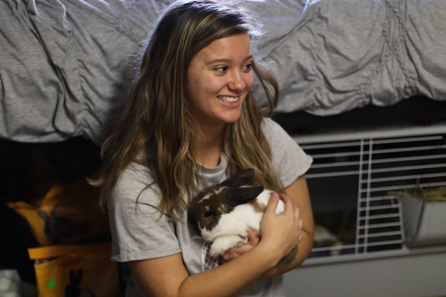 RACHEL HARMON
Rachael Selberg, freshman art education major, is the proud owner of emotional support animal, Guss. Selberg believes that getting Guss has relieved stress and anxiety from her daily life. She also says 