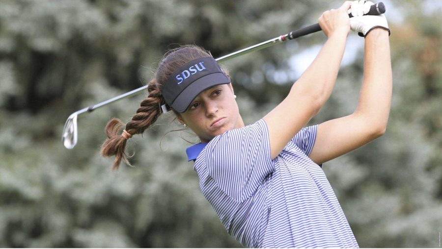 Sophomore golfer strives to improve on, off the green