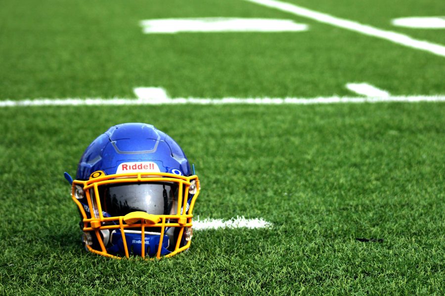 Lake Area Tech students to attend Jackrabbit football games for free