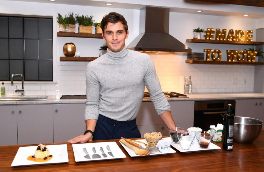 “Queer Eye’s” Antoni Porowski to host virtual cooking event at SDSU