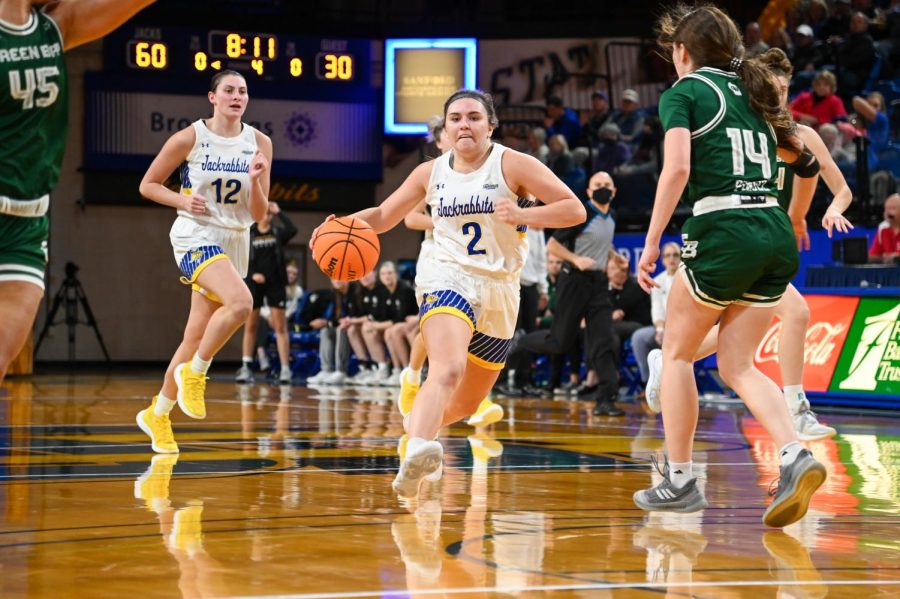 %E2%80%8B%E2%80%8BFreshman+Paige+Meyer+drives+on+a+fast+break+in+a+game+earlier+in+the+year.+Meyer+played+well+at+the+Gulf+Coast+Showcase%2C+notching+10+points+in+each+of+their+two+games.%0A