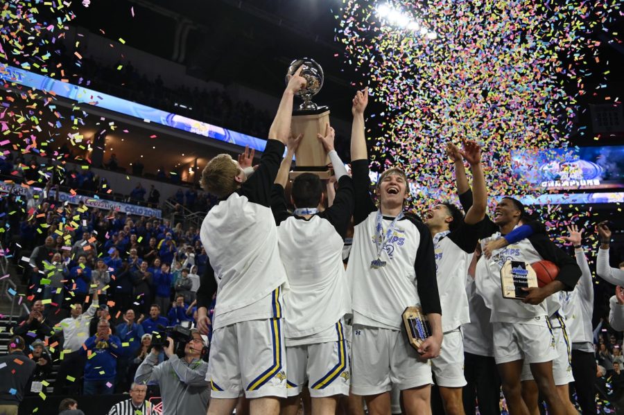 Mens basketball won the Summit League Championship Tuesday night and are now headed to the NCAA tournament.