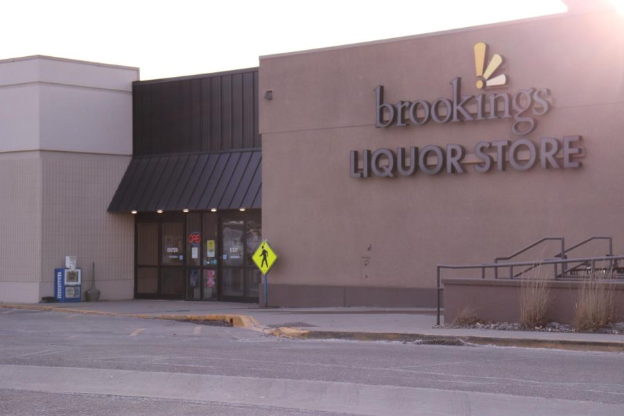 Liquor store to provide scholarships for Brookings seniors attending SDSU
