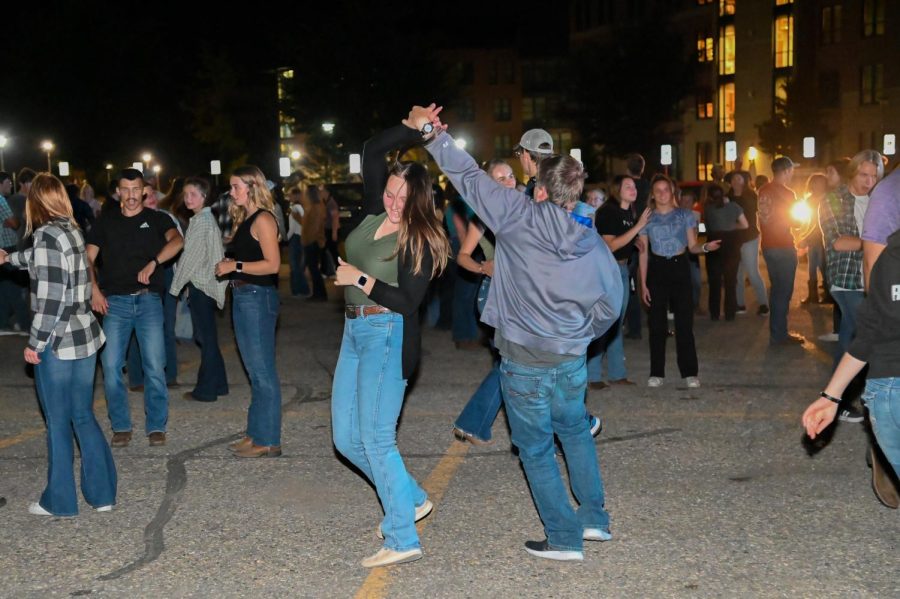 Newman Center puts on country street dance