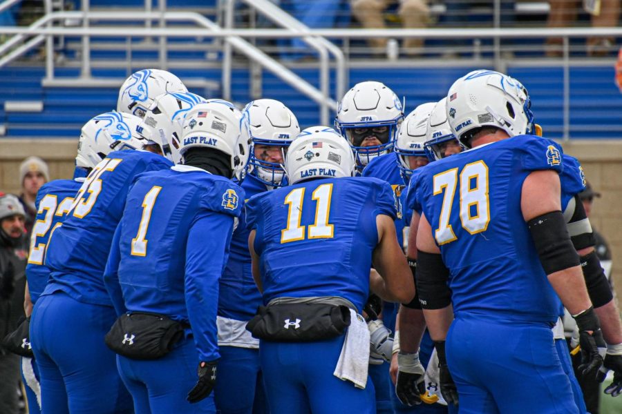 Jackrabbits earn No. 1 seed in FCS playoffs