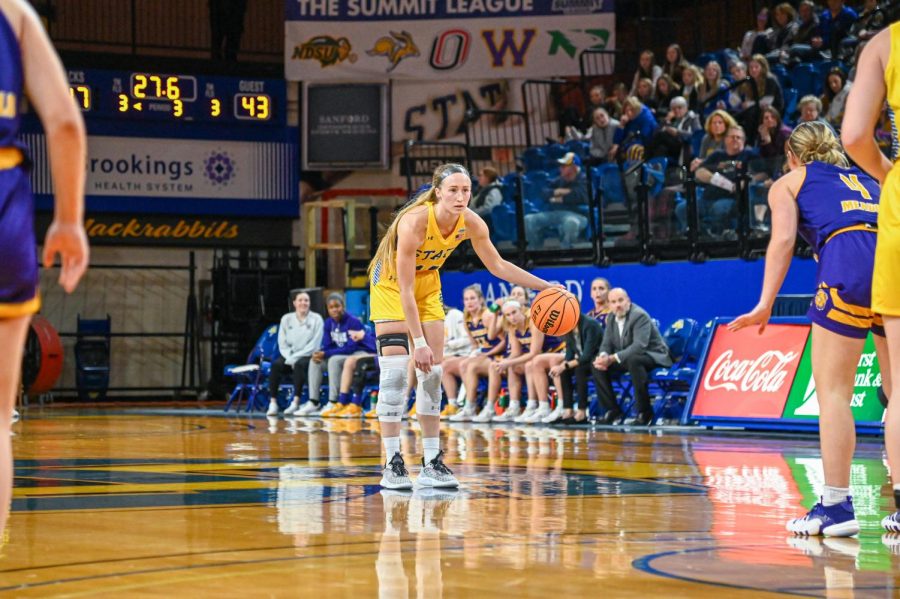 Jacks+remain+perfect%3A+Women%E2%80%99s+basketball+team+remains+undefeated