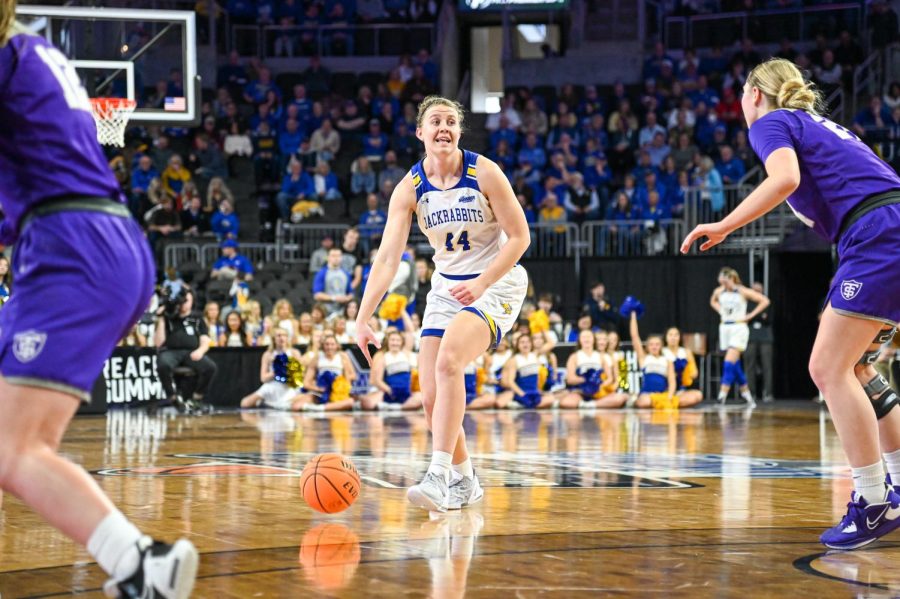 South Dakota State’s Myah Selland dribbles the ball in a Summit League quarterfinal game against St. Thomas March 4 at the Denny Sanford Premier Center in Sioux Falls. The 6-foot-1 forward takes her talents to Minnesota after a six-year career at SDSU.