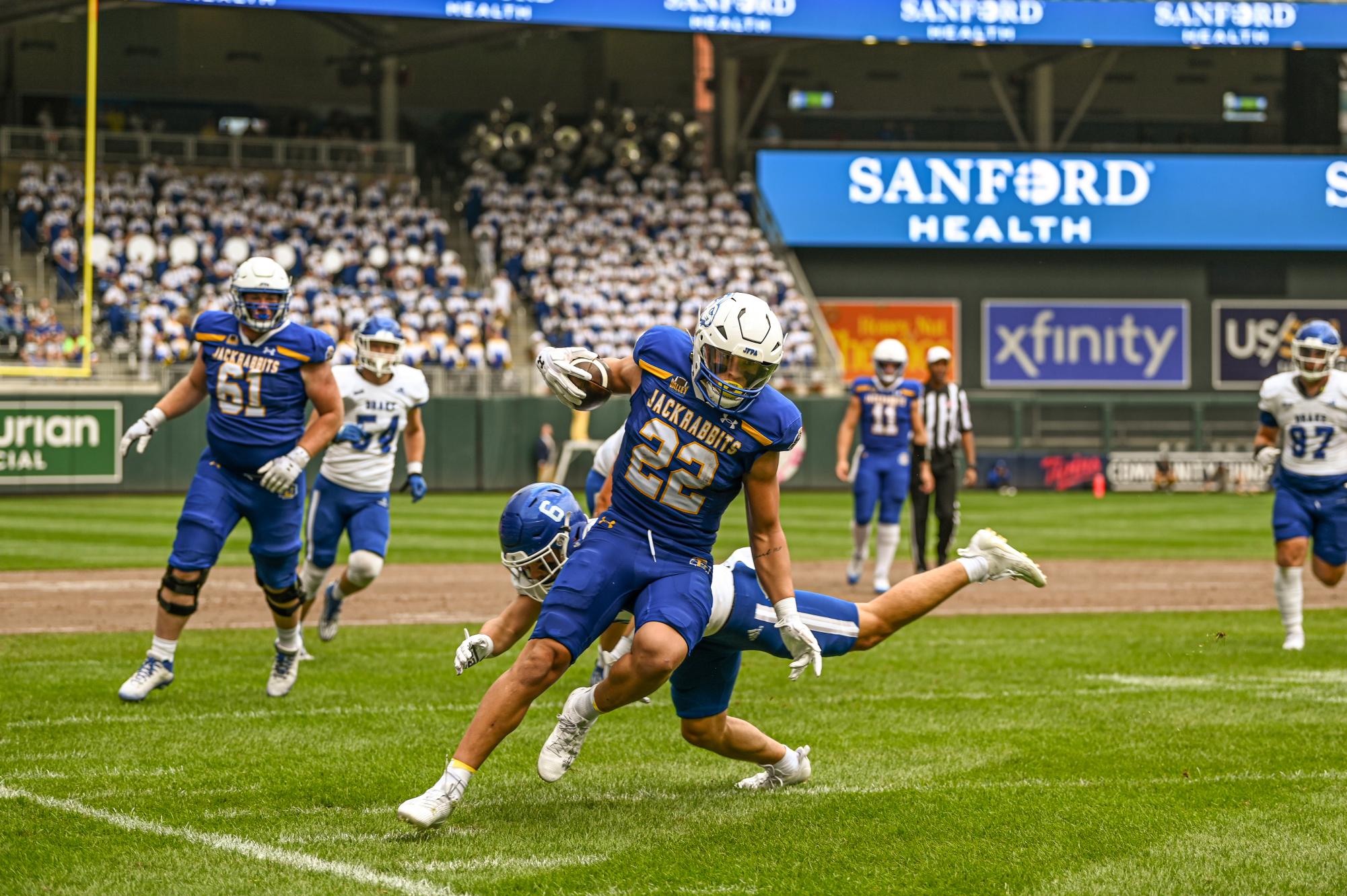 PHOTOS: Jackrabbits blow out Drake at Target Field in non