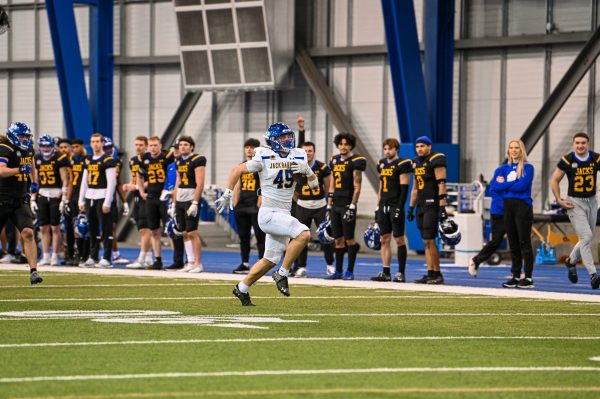 Navigation to Story: Jackrabbits’ spring game scrimmage  previews 2024 football roster